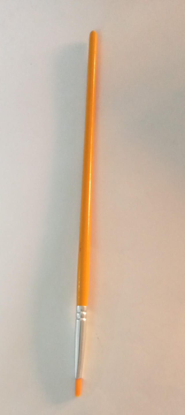 Pincel numero 4 mango de madera RODART